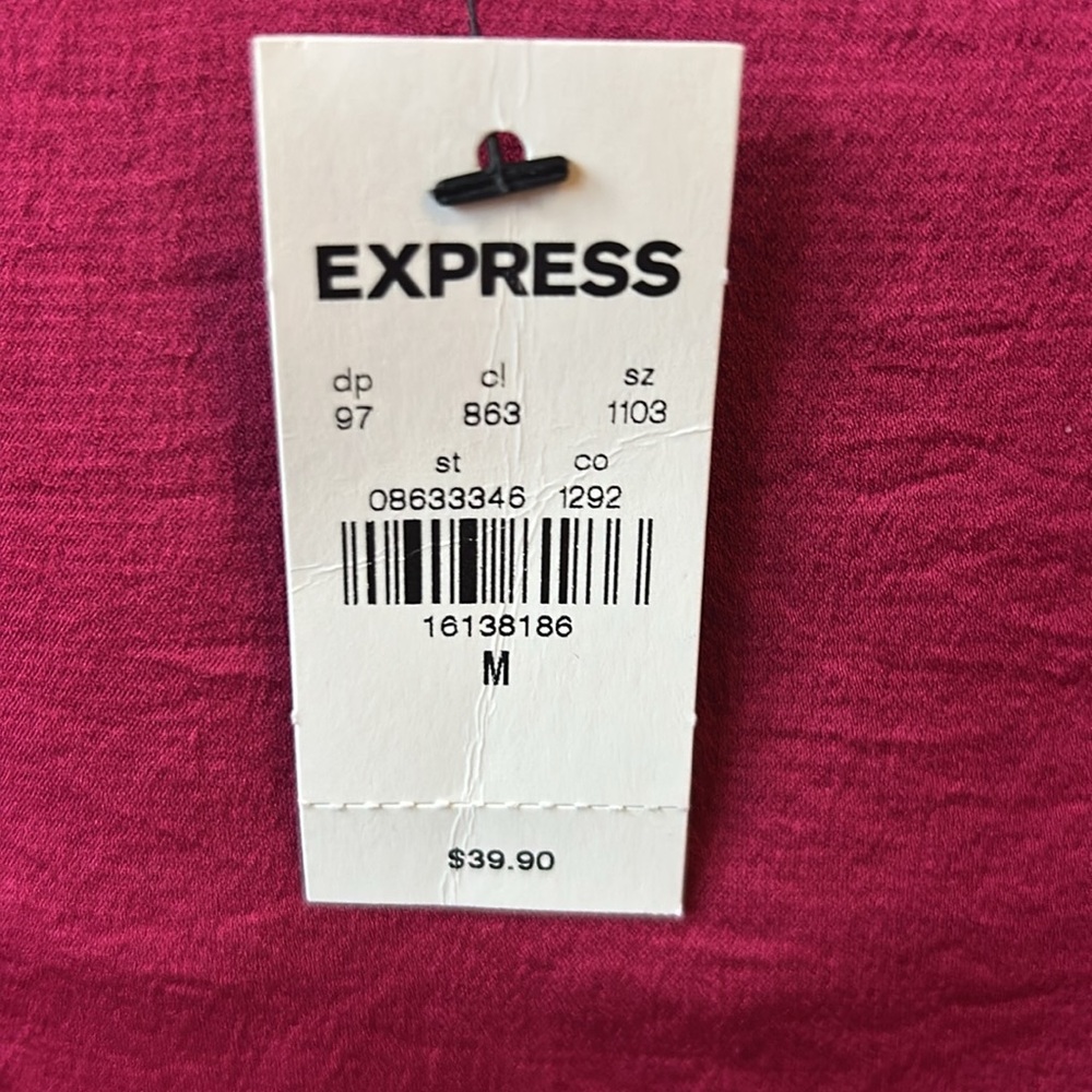 Express stain look v neck tank top, tags no longer attached. - Picture 3 of 3